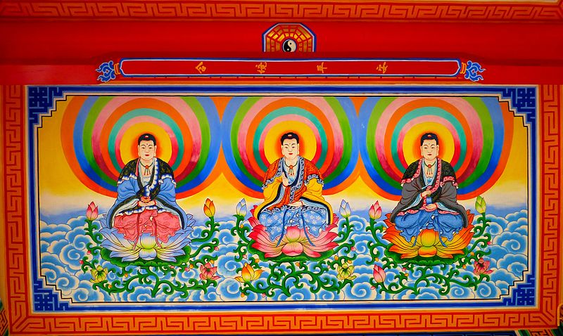 Datei:Khlong Ngae 015 Amitabha, Sakyamuni and Kuan Yim.jpg