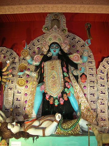 Datei:Dakshina Kali Shakespeare Sarani Arnab Dutta 2011.jpg