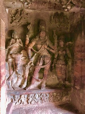 6th century Ardhanarishvara.jpg