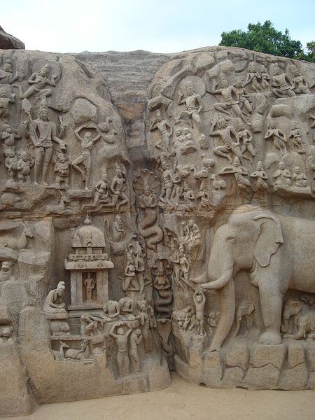 Datei:Shiva in Begleitung mehrerer Ganas.jpg