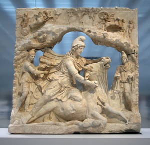 Mithra Louvre-Lens.jpg